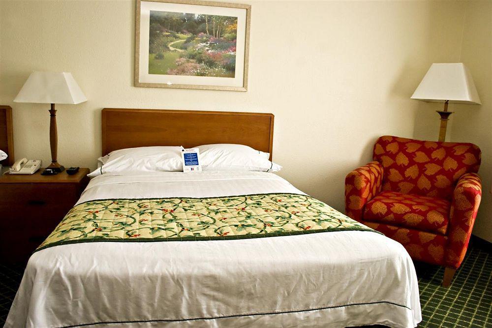 Motel 6 Virginia Beach Esterno foto